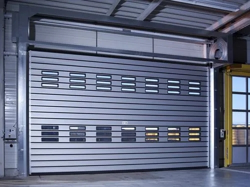 What are the characteristics and advantages of Jieyang industrial lifting doors?